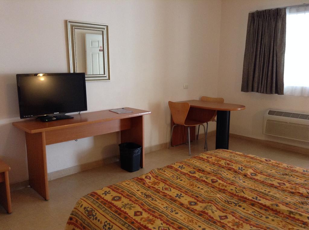 Hotel Del Sol Guaymas Phòng bức ảnh